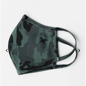 Fabletics Adult Face Mask